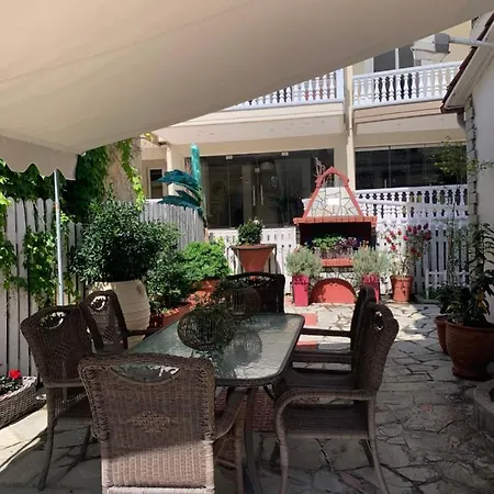 Exarhos Hotel