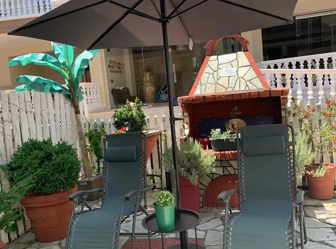 Exarhos Отель *