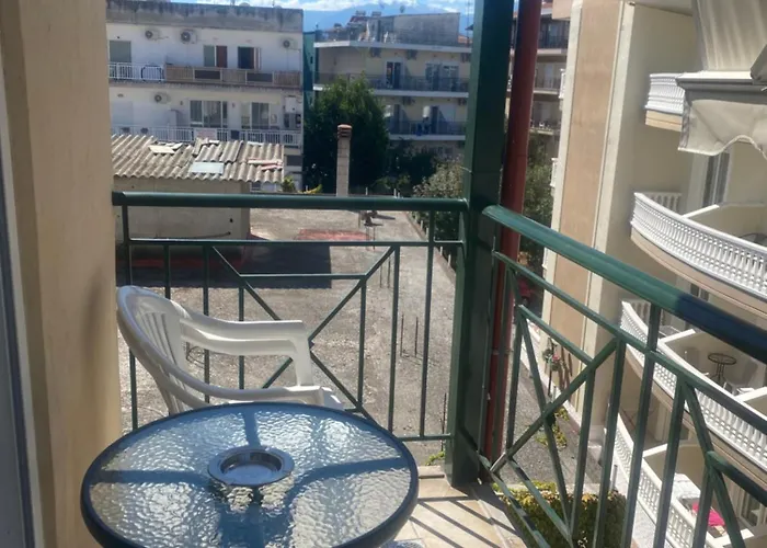 Отель Exarhos *