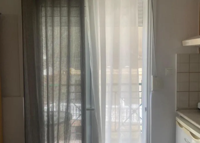 Exarhos Отель *