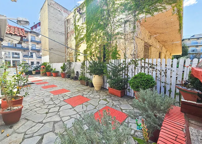 Exarhos Отель *